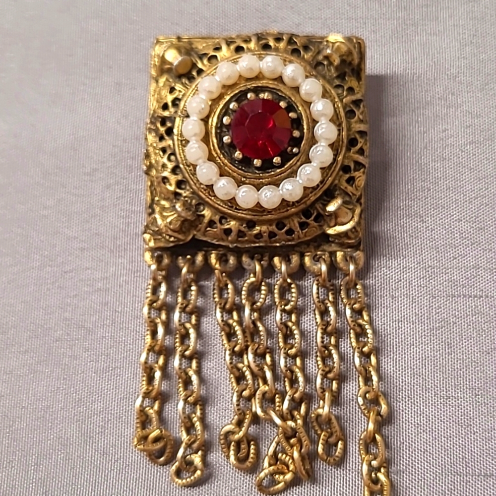 Antique brooch